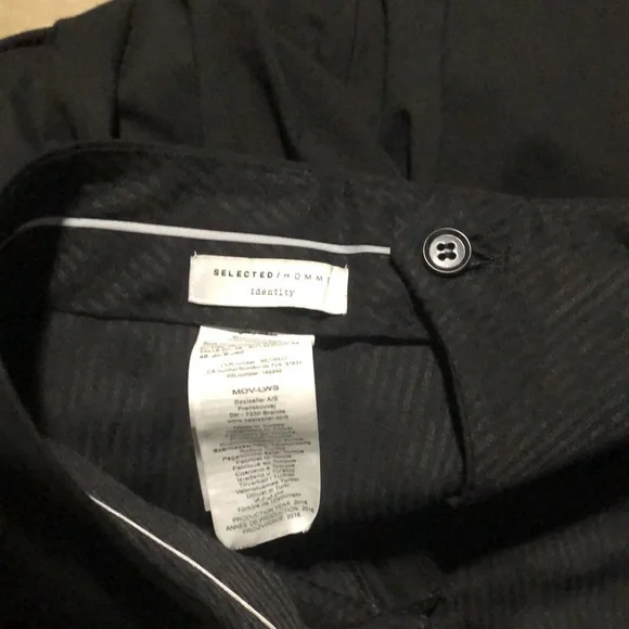 Men’s Black Dress Pants - Picture 8 of 10